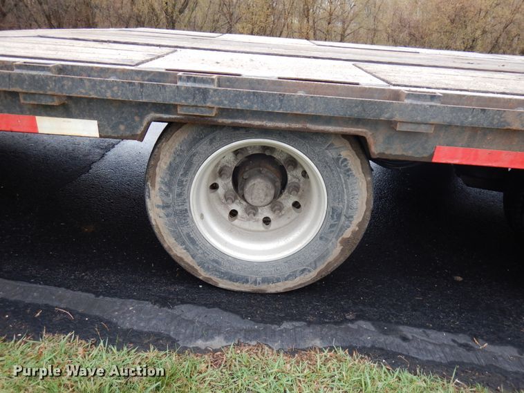 image for item HR9189 2015 B & B  drop deck trailer