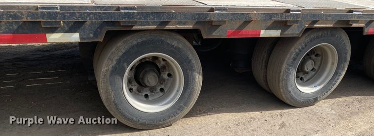 image for item HR9189 2015 B & B  drop deck trailer