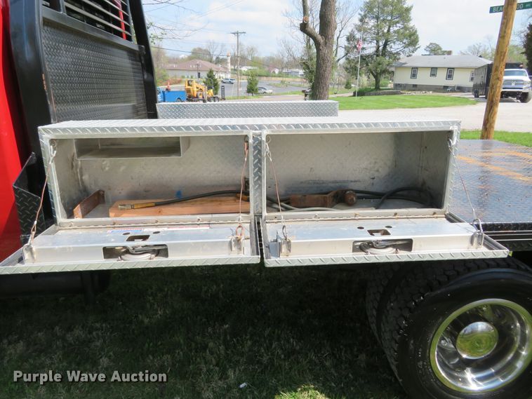 image for item HV9734 2003 International 4300  Crew Cab flatbed truck