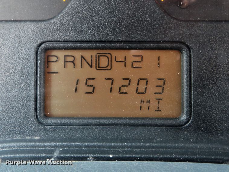 image for item HV9734 2003 International 4300  Crew Cab flatbed truck