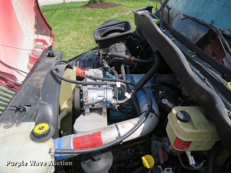 image for item HV9734 2003 International 4300  Crew Cab flatbed truck