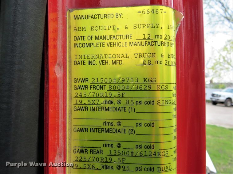 image for item HV9734 2003 International 4300  Crew Cab flatbed truck