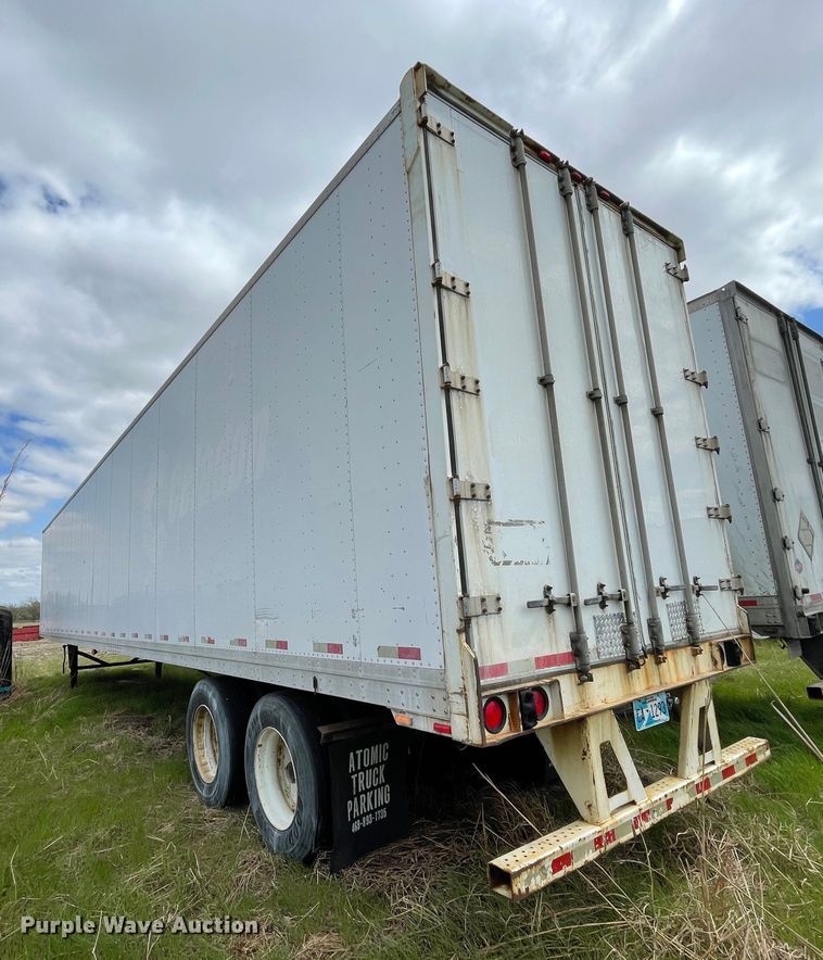 image for item II9402 2005 Strick dry van trailer