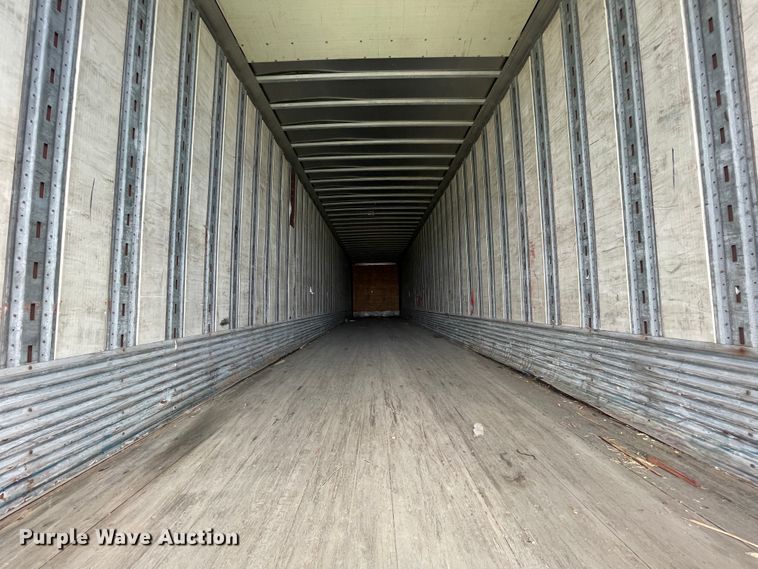 image for item II9402 2005 Strick dry van trailer