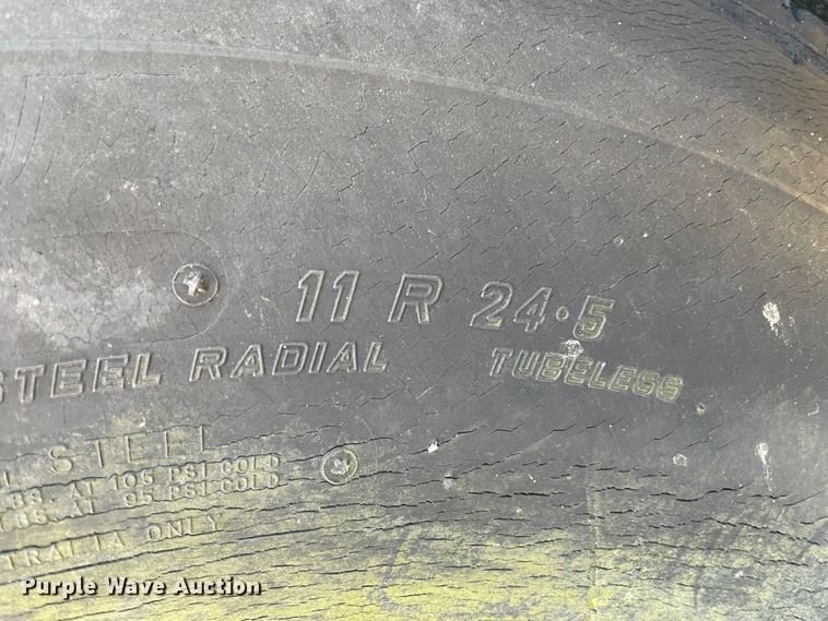 image for item II9403 1980 Kenworth  cab and chassis