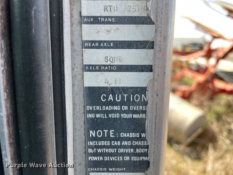 image for item II9403 1980 Kenworth  cab and chassis