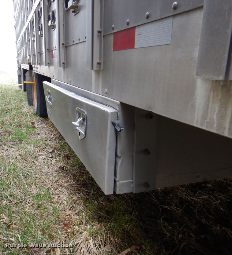 image for item II9805 2008 Eby Trans Pork  livestock trailer
