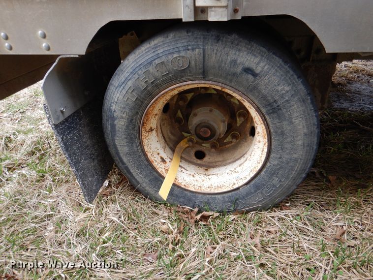 image for item II9805 2008 Eby Trans Pork  livestock trailer