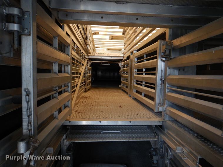 image for item II9806 2011 Eby Trans Pork  livestock trailer