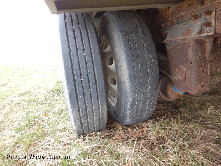image for item II9806 2011 Eby Trans Pork  livestock trailer
