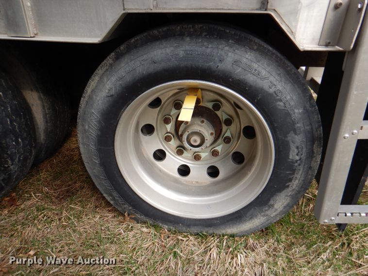 image for item II9806 2011 Eby Trans Pork  livestock trailer