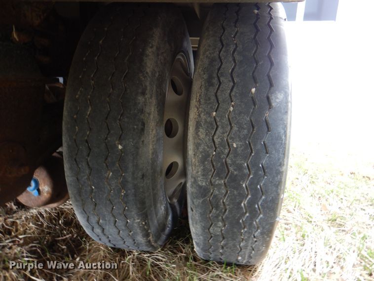 image for item II9806 2011 Eby Trans Pork  livestock trailer