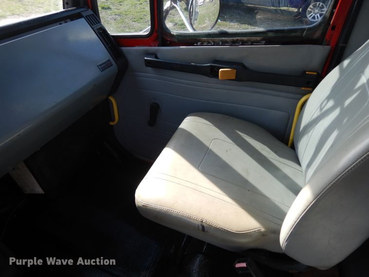 image for item IP9108 1997 Freightliner FL80  hook lift container truck