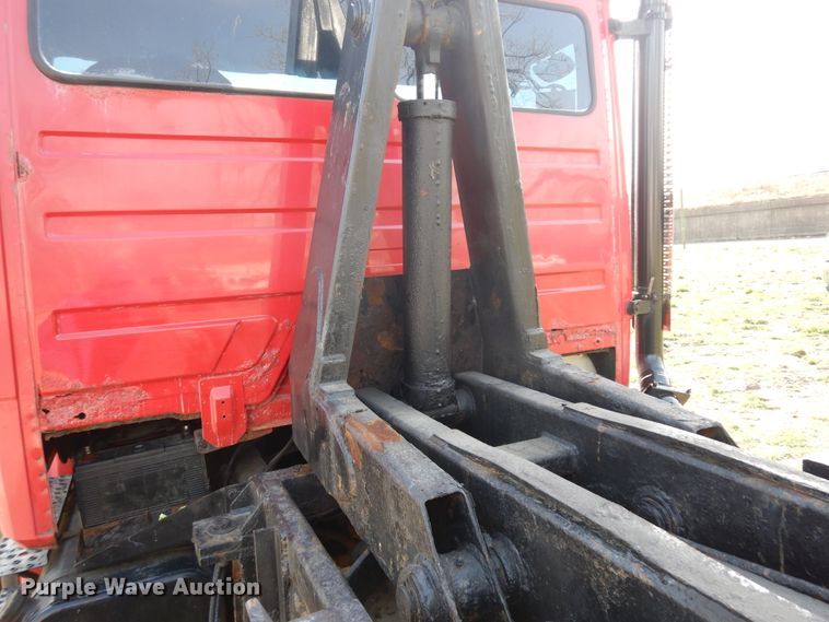 image for item IP9108 1997 Freightliner FL80  hook lift container truck