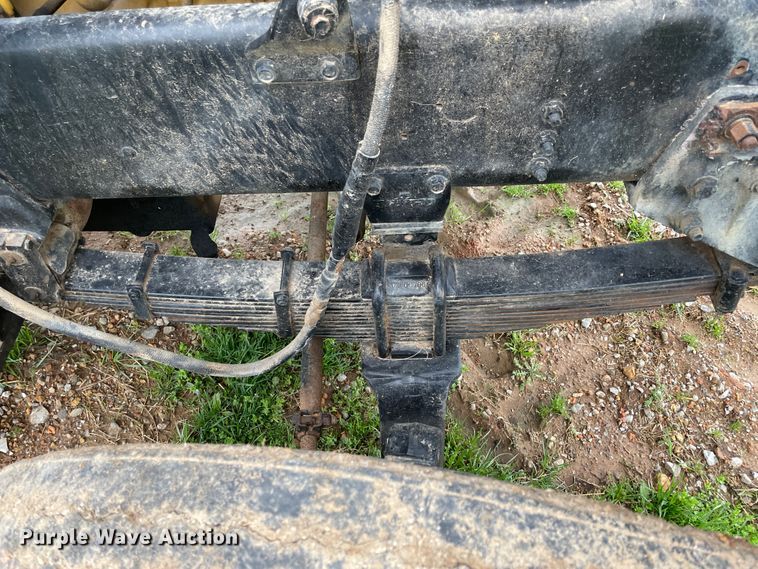 image for item IR9802 1980 Peterbilt 348  semi truck