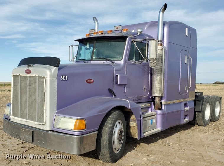 image for item IX9230 1993 Peterbilt 377  semi truck