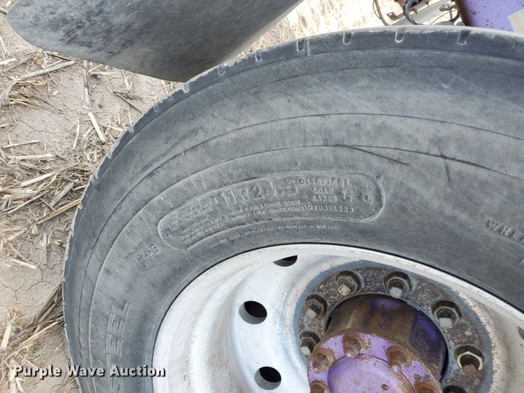 image for item IX9230 1993 Peterbilt 377  semi truck