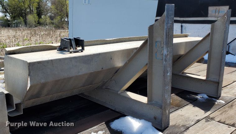 image for item IX9239 Truck and trailer accessories