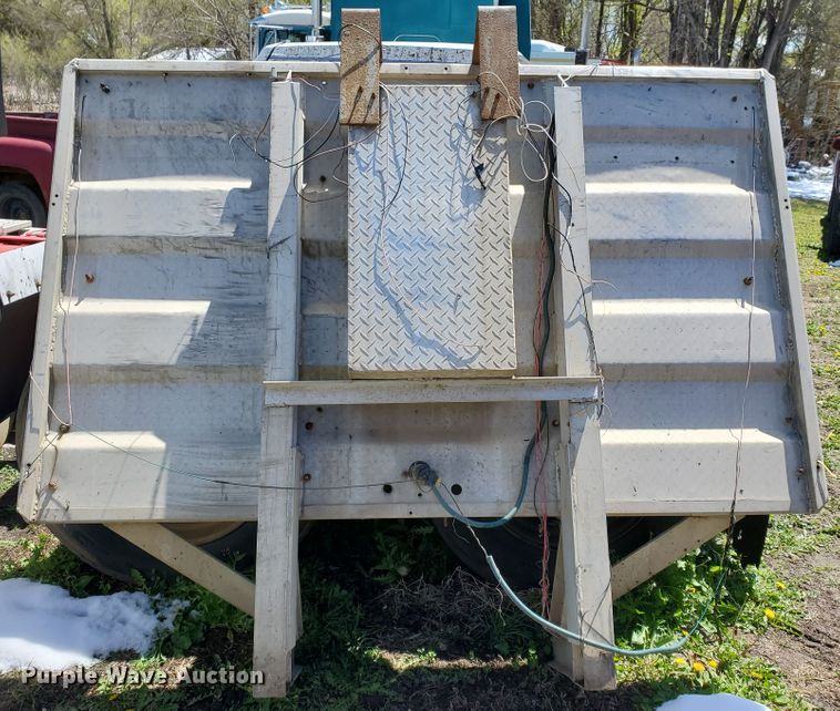 image for item IX9240 (2) Merritt headache racks