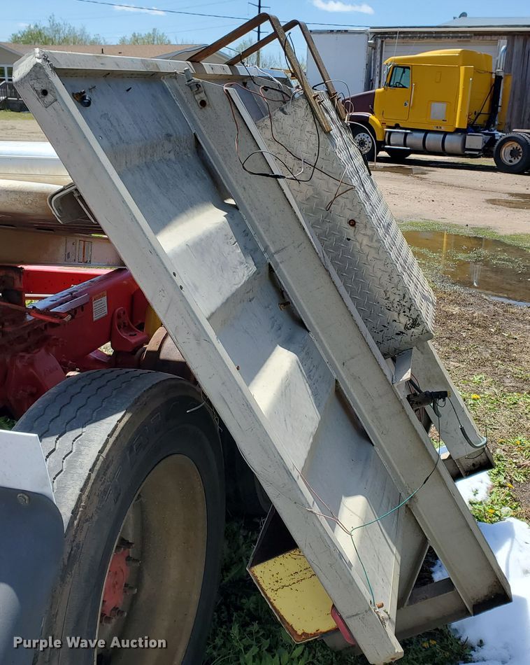 image for item IX9240 (2) Merritt headache racks