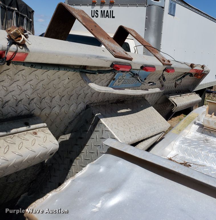 image for item IX9240 (2) Merritt headache racks