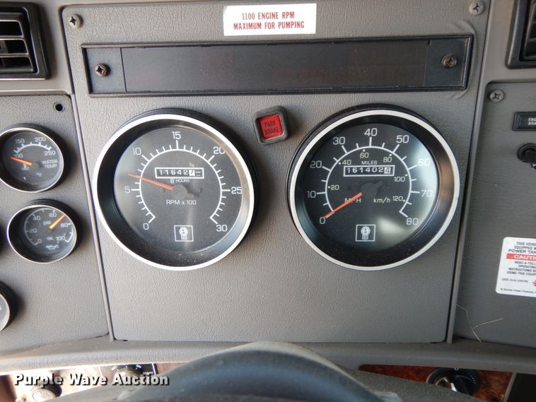 image for item IX9483 2005 Kenworth T300  truck cab and chassis