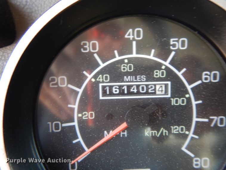 image for item IX9483 2005 Kenworth T300  truck cab and chassis