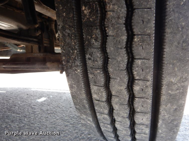 image for item IY9536 2013 Kenworth T270  flatbed truck