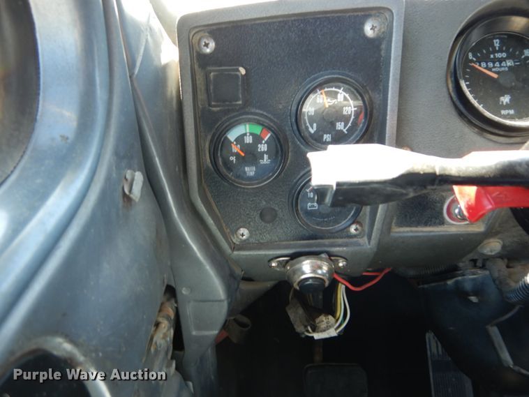 image for item IY9549 2000 Mack RD688S  roll-off container truck