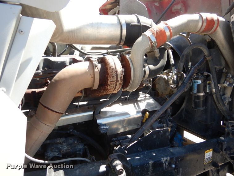 image for item IY9549 2000 Mack RD688S  roll-off container truck