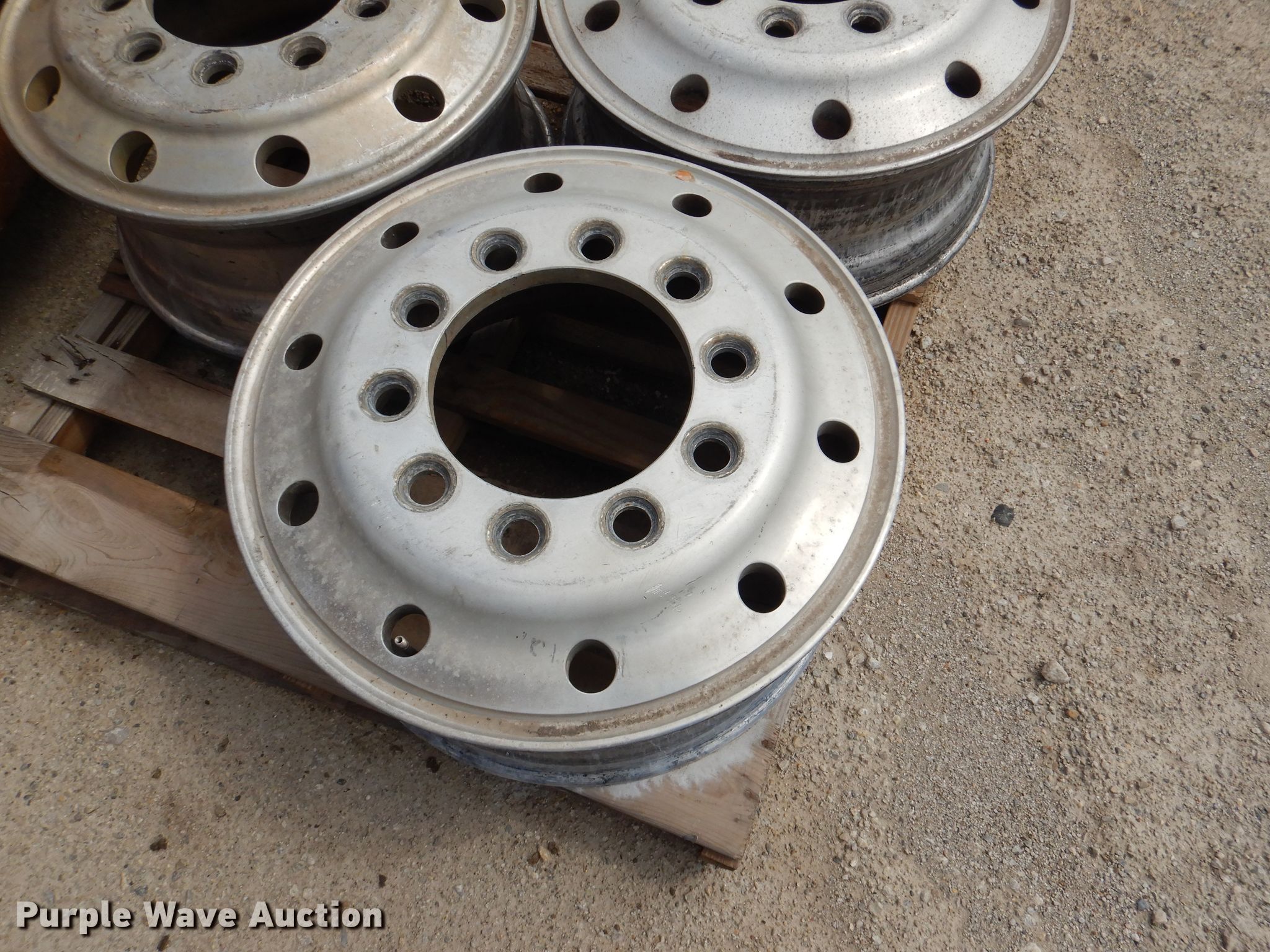 (3) Bud 22.5x9 stud pilot wheels in Rantoul, KS | Item DL2860 sold ...