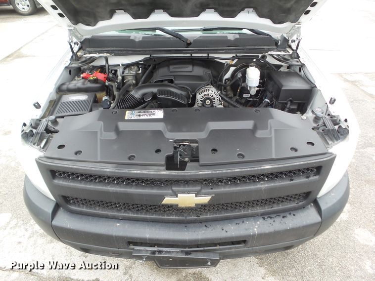 image for item DA7098 2011 Chevrolet Silverado 1500  Ext. Cab pickup truck