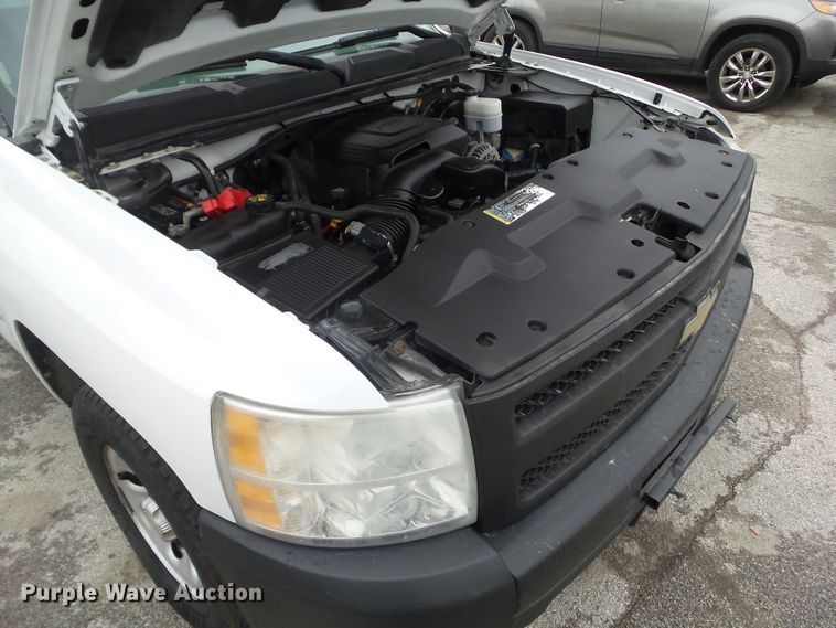 image for item DA7098 2011 Chevrolet Silverado 1500  Ext. Cab pickup truck