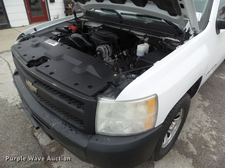 image for item DA7098 2011 Chevrolet Silverado 1500  Ext. Cab pickup truck