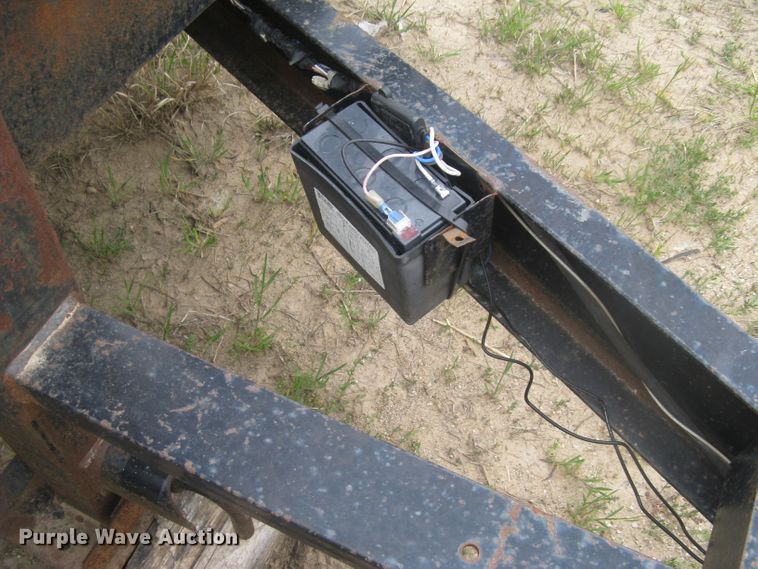 image for item DC1483 2008 Top Hat  equipment trailer