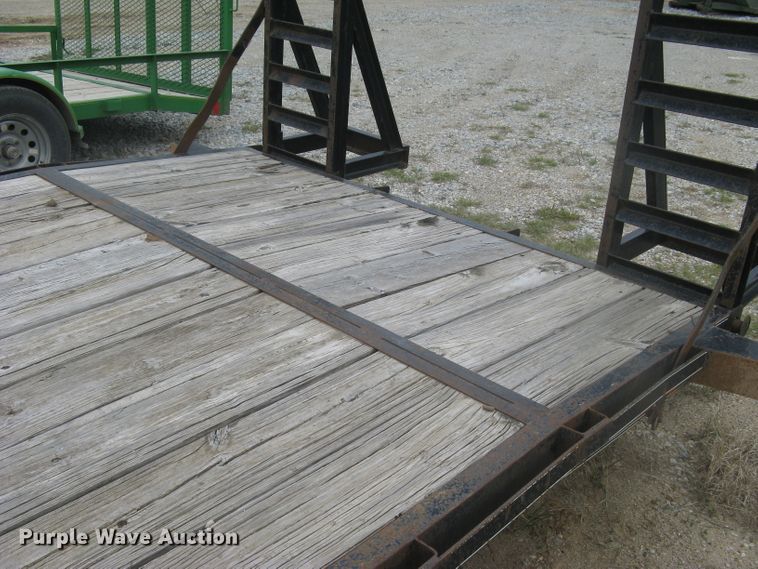 image for item DC1483 2008 Top Hat  equipment trailer