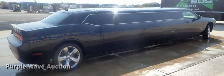 image for item DE0846 2014 Dodge Challenger  limousine