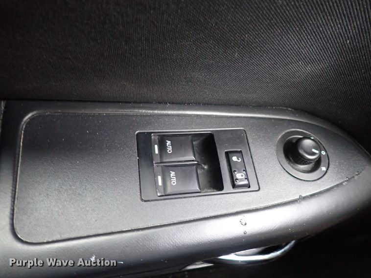 image for item DE0846 2014 Dodge Challenger  limousine