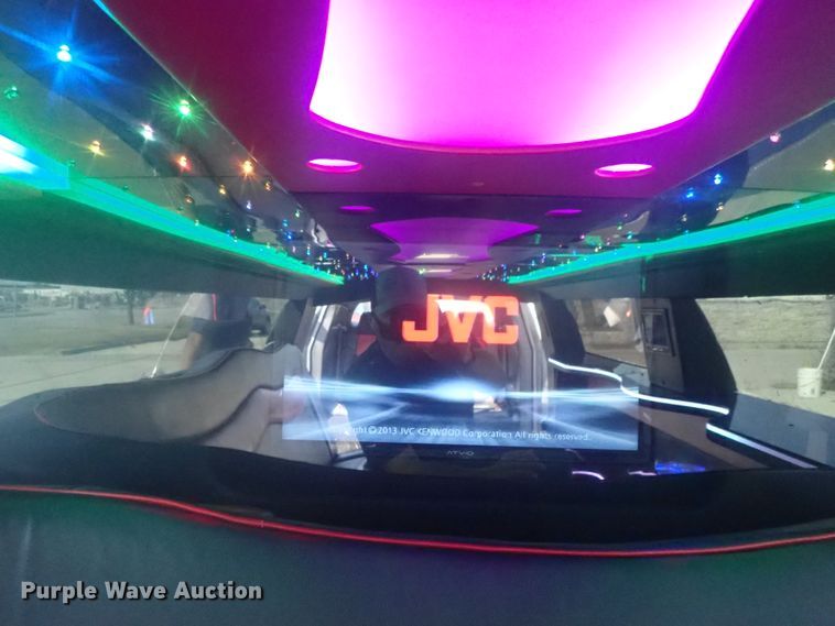 image for item DE0846 2014 Dodge Challenger  limousine