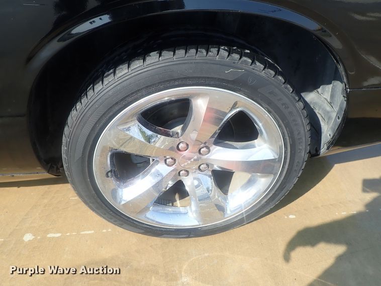 image for item DE0846 2014 Dodge Challenger  limousine