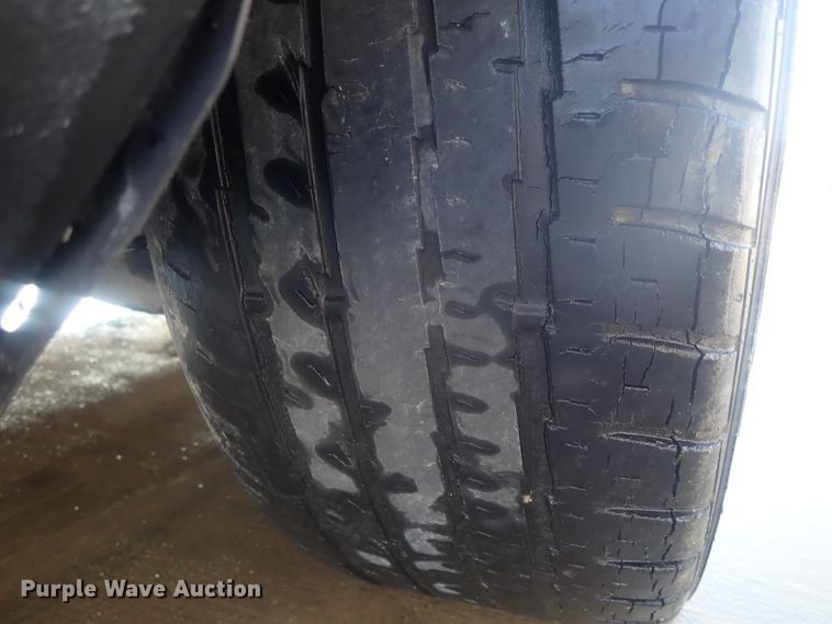 image for item DE0846 2014 Dodge Challenger  limousine