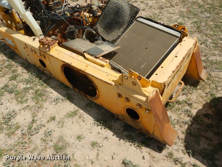 image for item DF2647 New Holland 190 skid steer parts