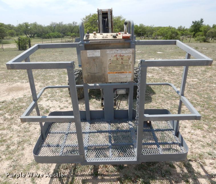 image for item DF2648 1998 Skyjack SJKB-40D  boom lift