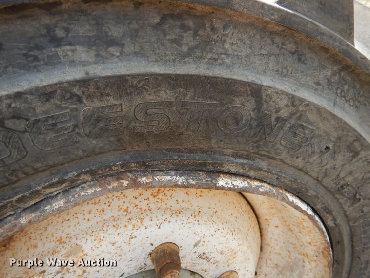 image for item DF2648 1998 Skyjack SJKB-40D  boom lift