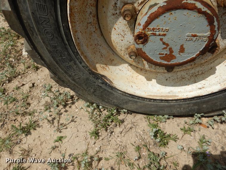 image for item DF2648 1998 Skyjack SJKB-40D  boom lift