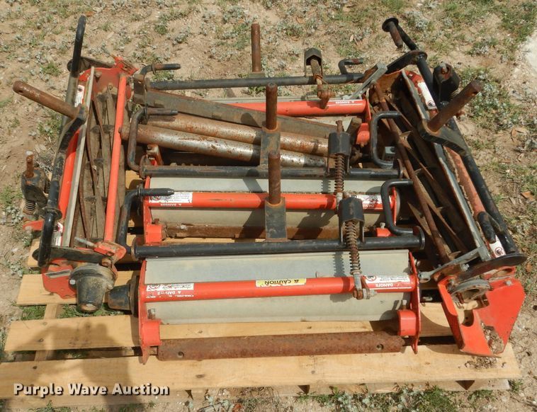 image for item DF2649 2006 Jacobsen LF3400  reel mower