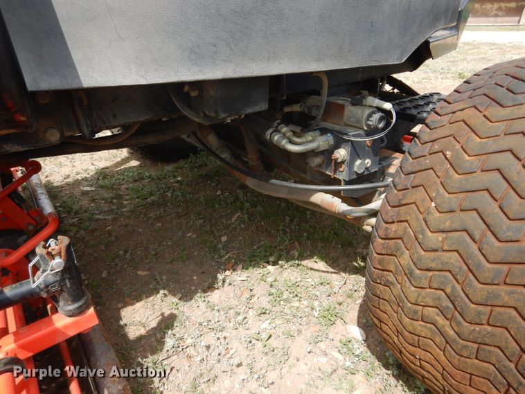 image for item DF2649 2006 Jacobsen LF3400  reel mower