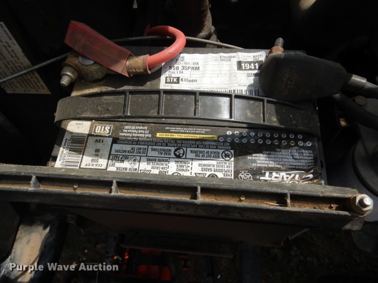 image for item DF2649 2006 Jacobsen LF3400  reel mower