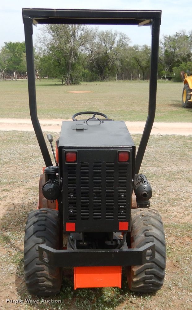 image for item DF2650 MBW RP42  single drum vibratory roller