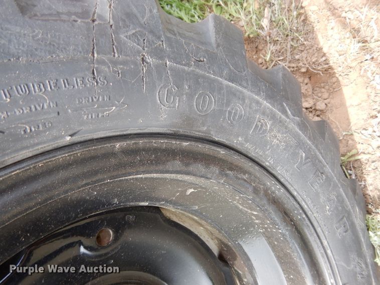 image for item DF2650 MBW RP42  single drum vibratory roller